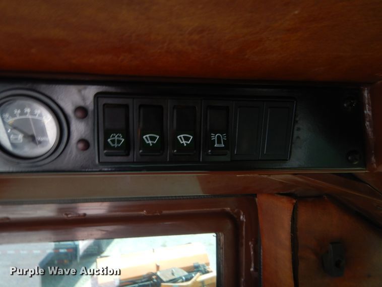 image for item IP9925 1994 Case 621B  wheel loader