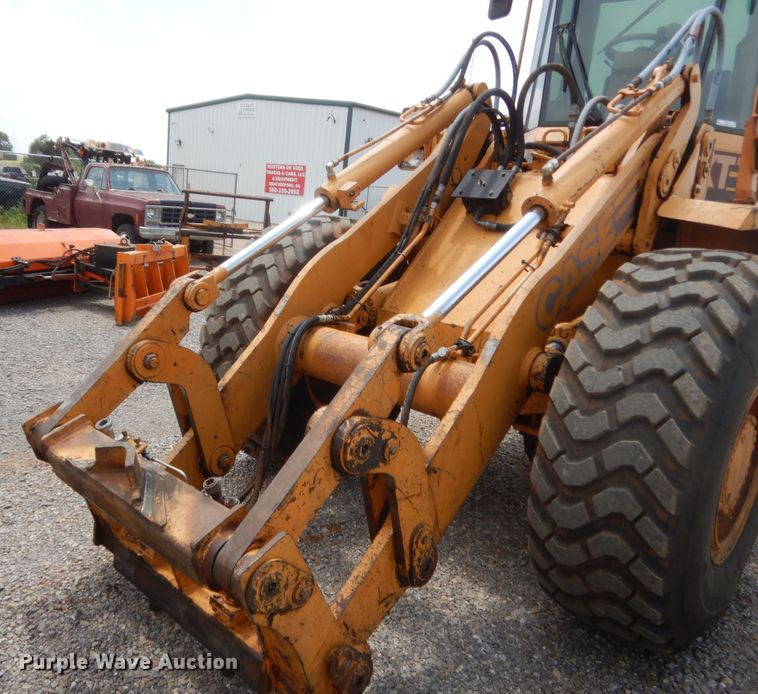 image for item IP9925 1994 Case 621B  wheel loader