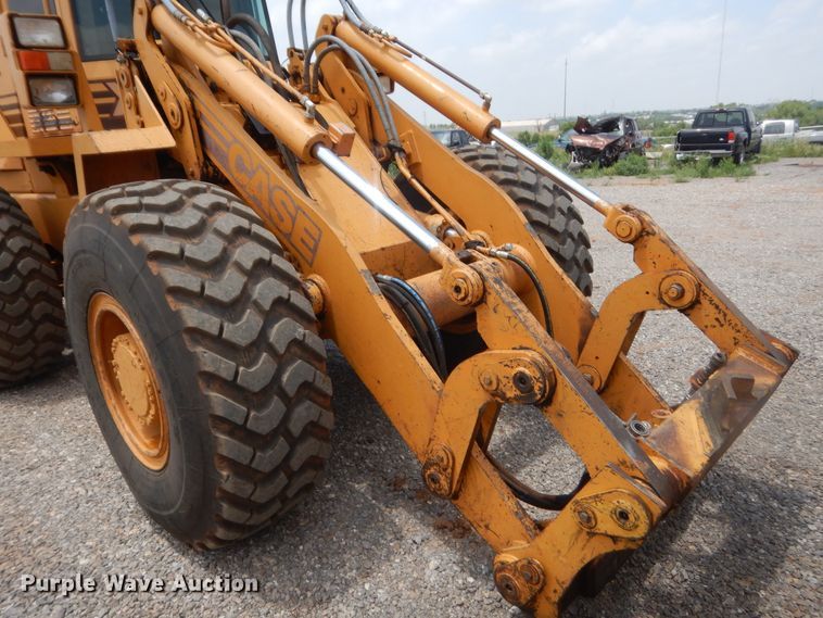 image for item IP9925 1994 Case 621B  wheel loader