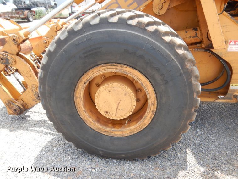 image for item IP9925 1994 Case 621B  wheel loader