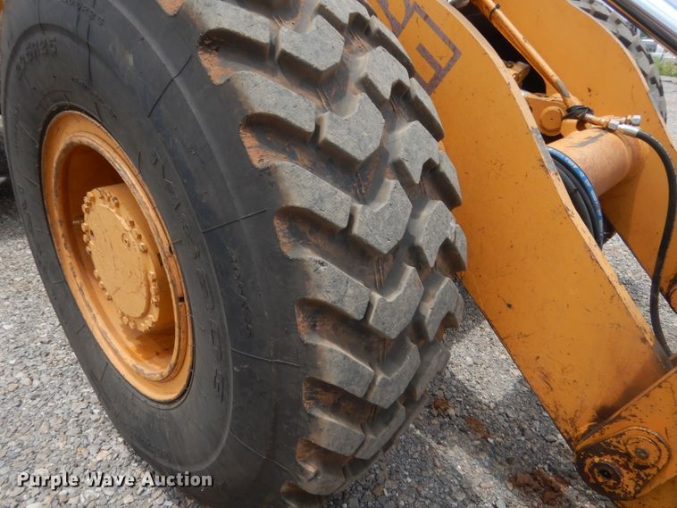 image for item IP9925 1994 Case 621B  wheel loader