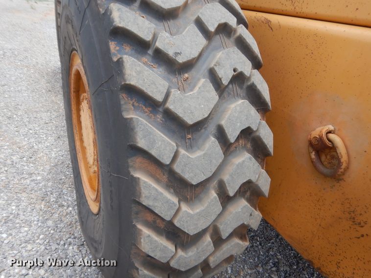 image for item IP9925 1994 Case 621B  wheel loader