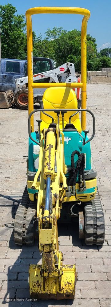 image for item IQ9196 Yanmar BO8-3  mini excavator