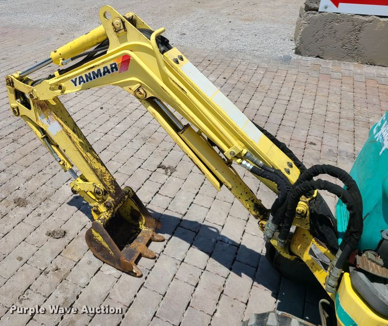 image for item IQ9196 Yanmar BO8-3  mini excavator
