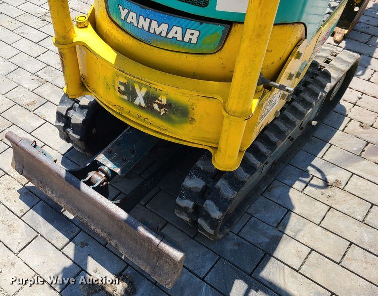 image for item IQ9196 Yanmar BO8-3  mini excavator