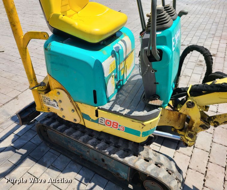 image for item IQ9196 Yanmar BO8-3  mini excavator