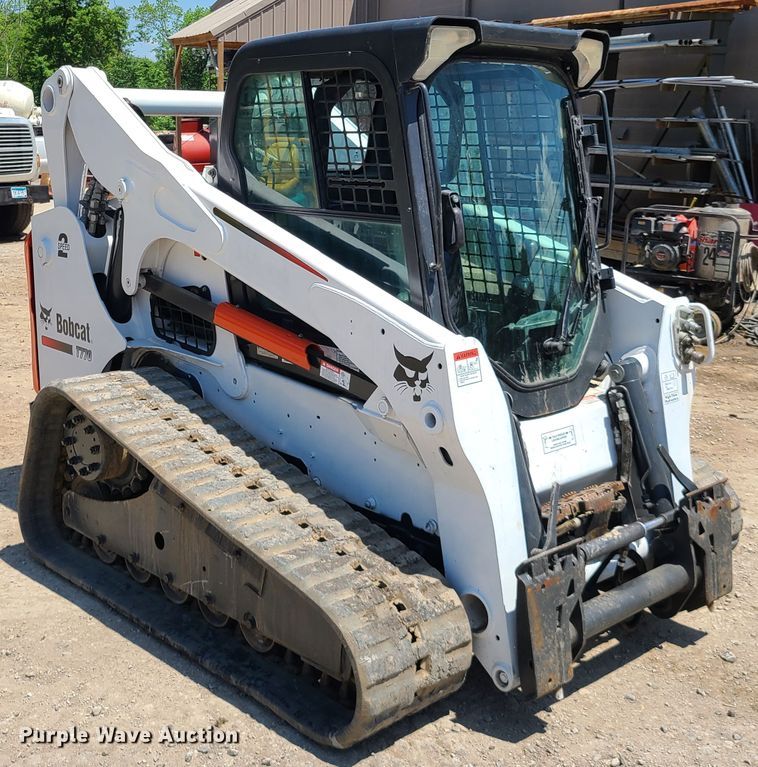 image for item IQ9198 2012 Bobcat T770  tracked skid steer loader