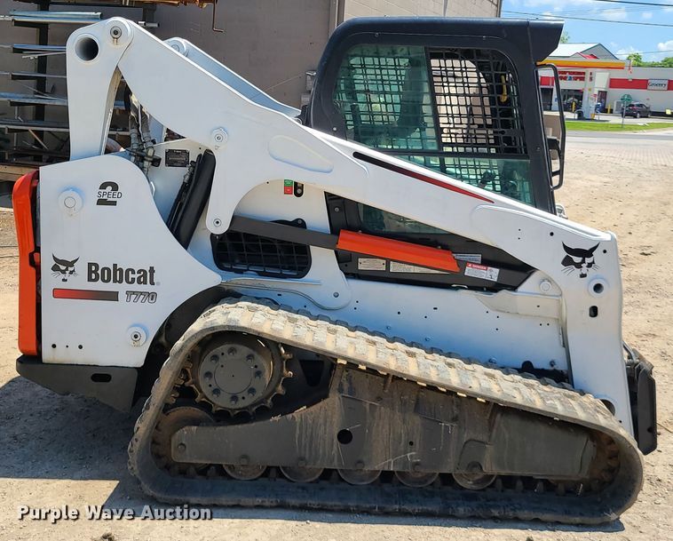 image for item IQ9198 2012 Bobcat T770  tracked skid steer loader