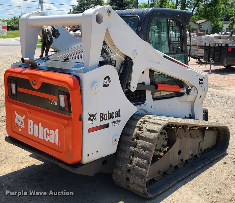 image for item IQ9198 2012 Bobcat T770  tracked skid steer loader