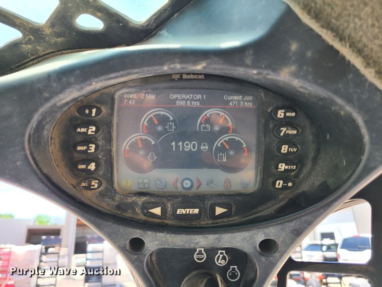 image for item IQ9198 2012 Bobcat T770  tracked skid steer loader