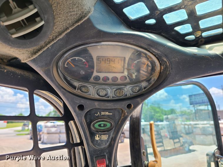 image for item IQ9198 2012 Bobcat T770  tracked skid steer loader