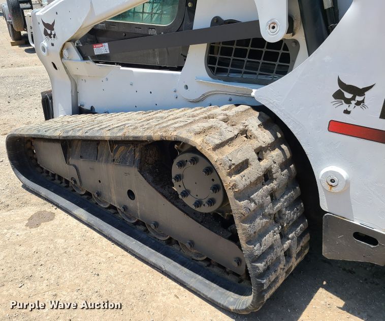 image for item IQ9198 2012 Bobcat T770  tracked skid steer loader