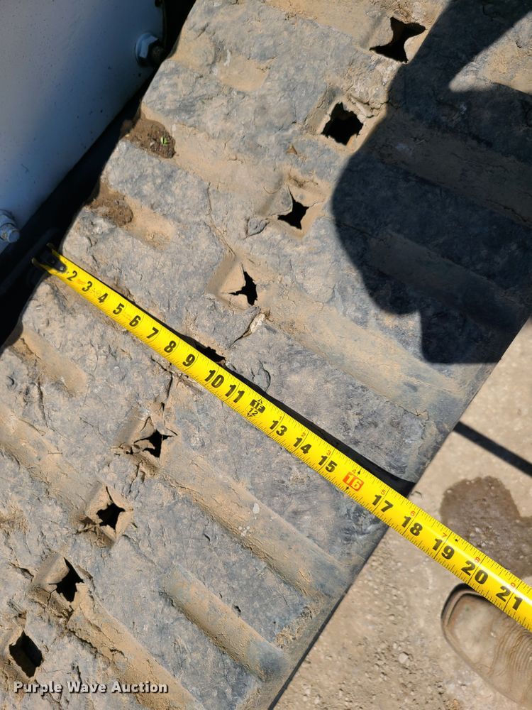 image for item IQ9198 2012 Bobcat T770  tracked skid steer loader