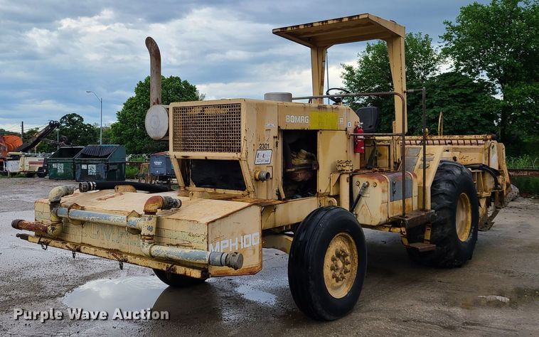 image for item IQ9223 Bomag MPH 100  recycler