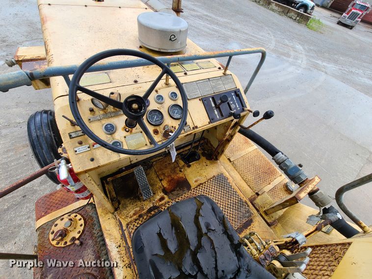 image for item IQ9223 Bomag MPH 100  recycler