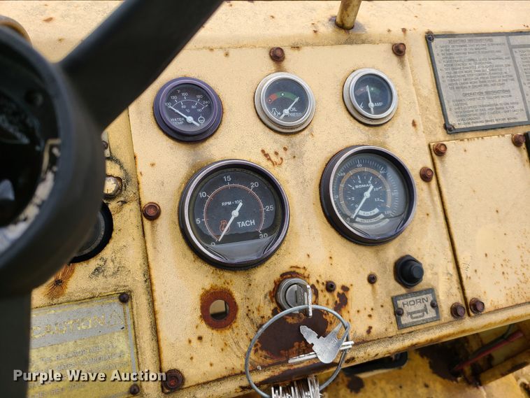 image for item IQ9223 Bomag MPH 100  recycler