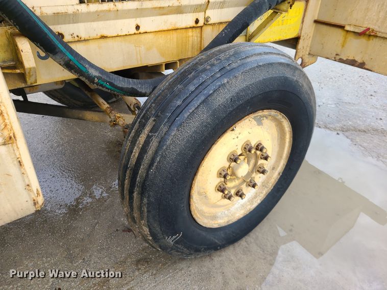 image for item IQ9223 Bomag MPH 100  recycler