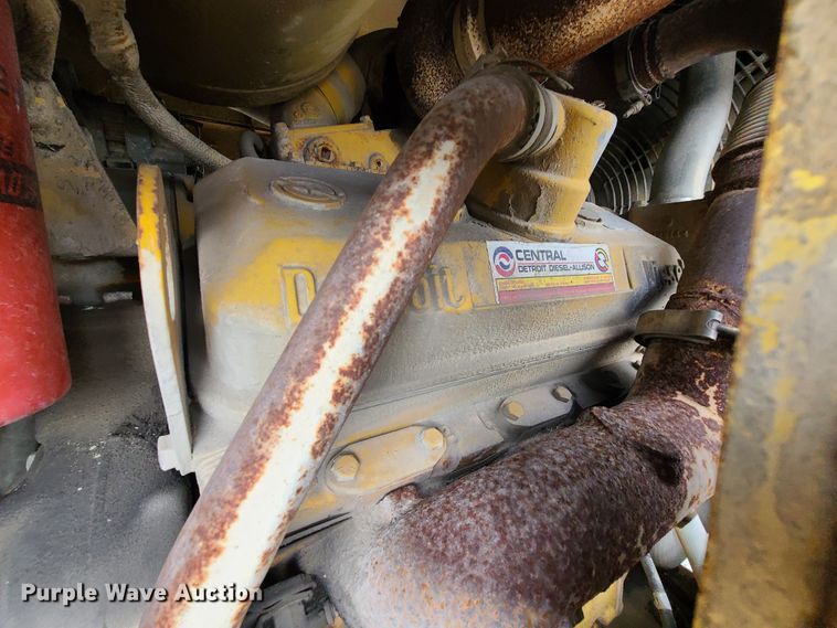 image for item IQ9223 Bomag MPH 100  recycler