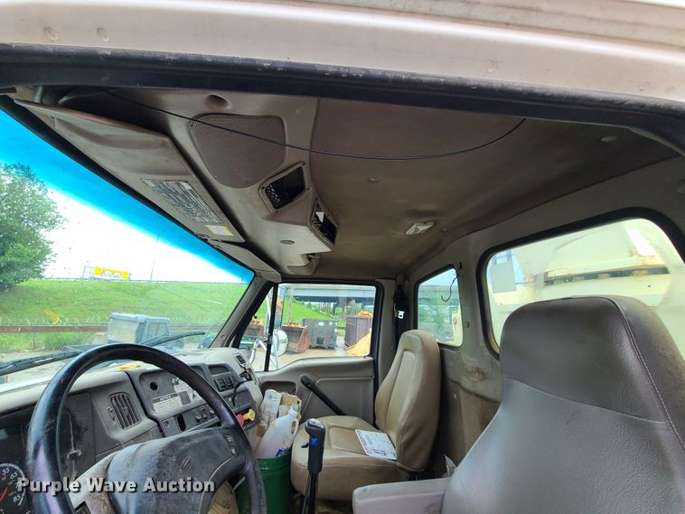 image for item IQ9232 2005 Sterling L-Line  crane truck