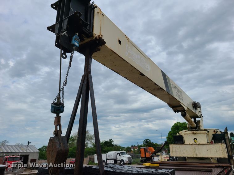 image for item IQ9232 2005 Sterling L-Line  crane truck