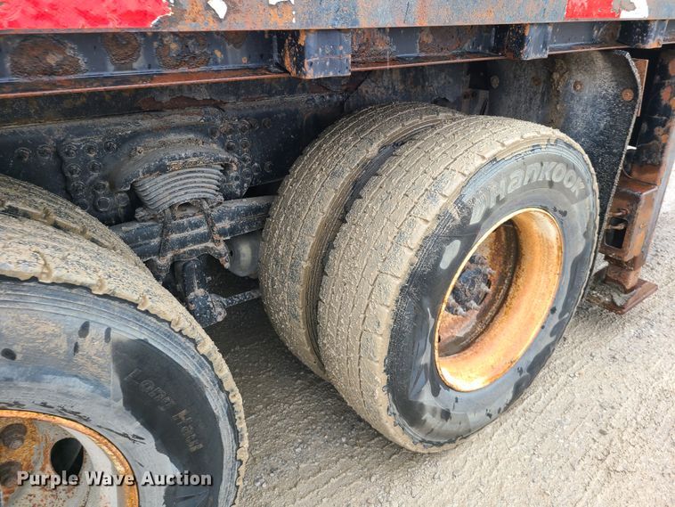 image for item IQ9232 2005 Sterling L-Line  crane truck