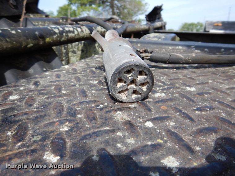 image for item IQ9505 1968 International Fleetstar 2000  semi truck