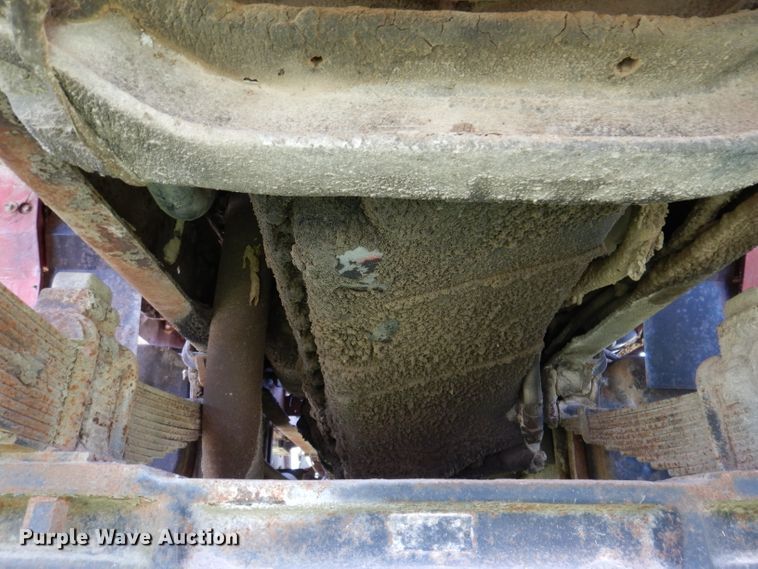 image for item IQ9505 1968 International Fleetstar 2000  semi truck