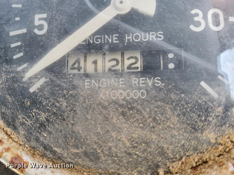 image for item IQ9505 1968 International Fleetstar 2000  semi truck