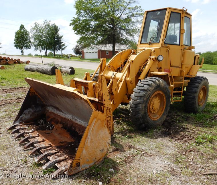 image for item IQ9506 1981 Caterpillar 920  wheel loader