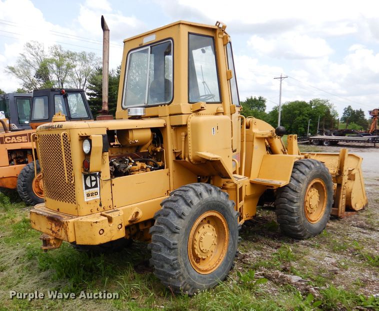 image for item IQ9506 1981 Caterpillar 920  wheel loader