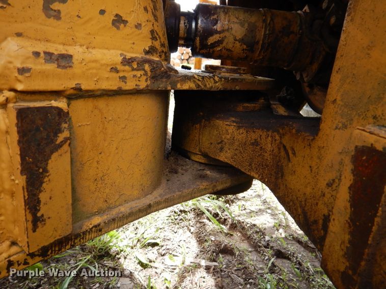 image for item IQ9506 1981 Caterpillar 920  wheel loader