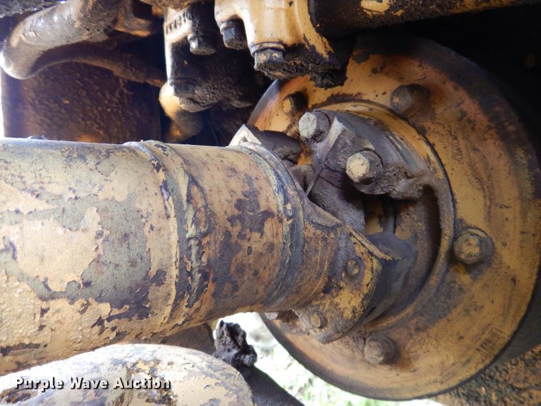 image for item IQ9506 1981 Caterpillar 920  wheel loader