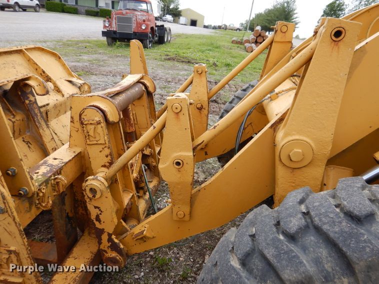 image for item IQ9506 1981 Caterpillar 920  wheel loader