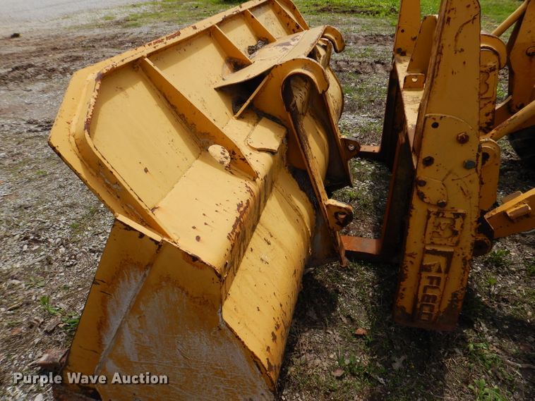 image for item IQ9506 1981 Caterpillar 920  wheel loader