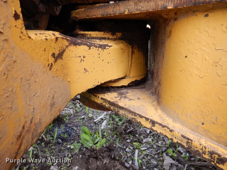 image for item IQ9506 1981 Caterpillar 920  wheel loader