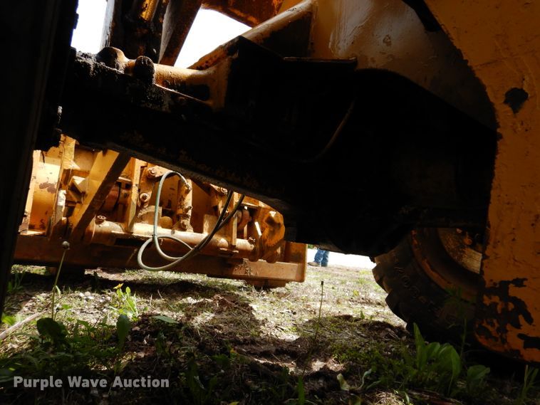 image for item IQ9506 1981 Caterpillar 920  wheel loader