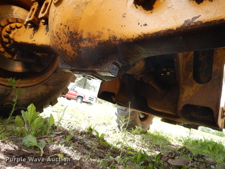 image for item IQ9506 1981 Caterpillar 920  wheel loader