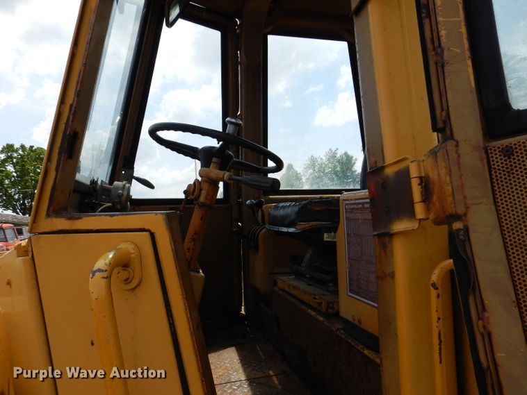 image for item IQ9506 1981 Caterpillar 920  wheel loader