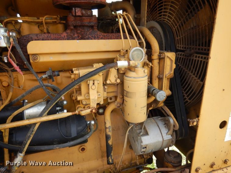 image for item IQ9506 1981 Caterpillar 920  wheel loader