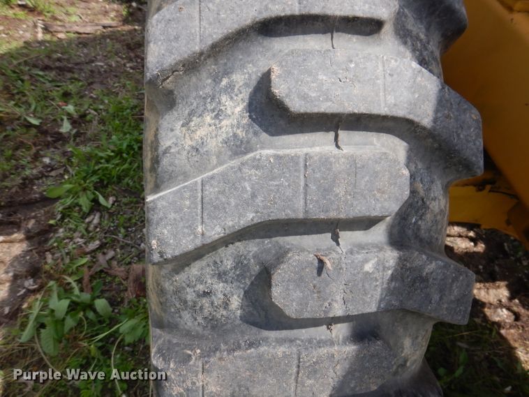 image for item IQ9506 1981 Caterpillar 920  wheel loader