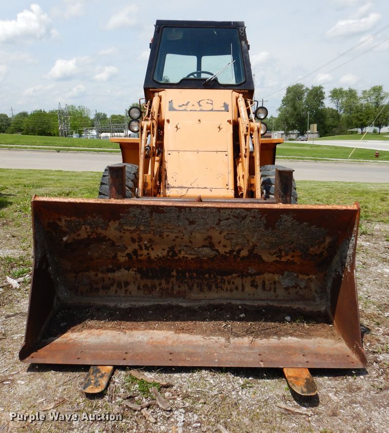 image for item IQ9507 1978 Case W14  wheel loader