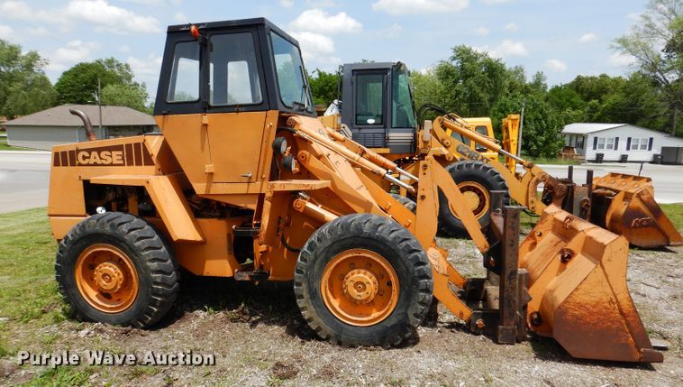 image for item IQ9507 1978 Case W14  wheel loader