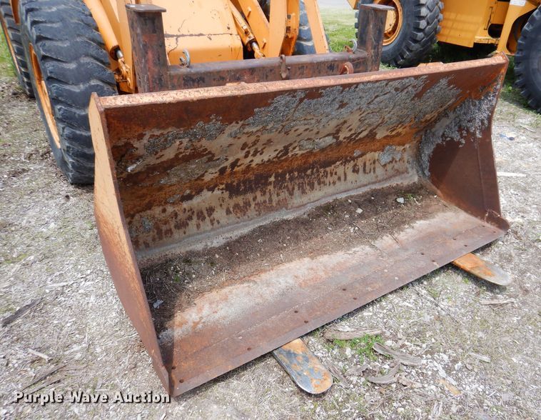 image for item IQ9507 1978 Case W14  wheel loader