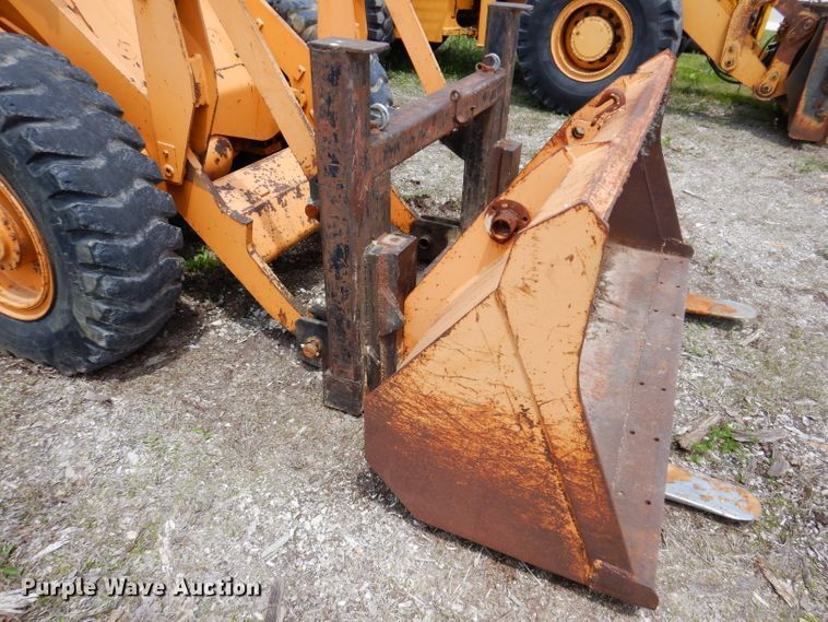 image for item IQ9507 1978 Case W14  wheel loader