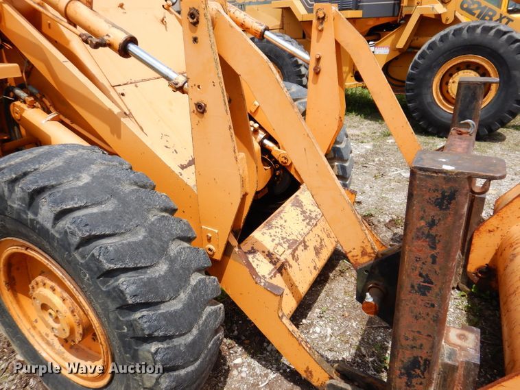 image for item IQ9507 1978 Case W14  wheel loader