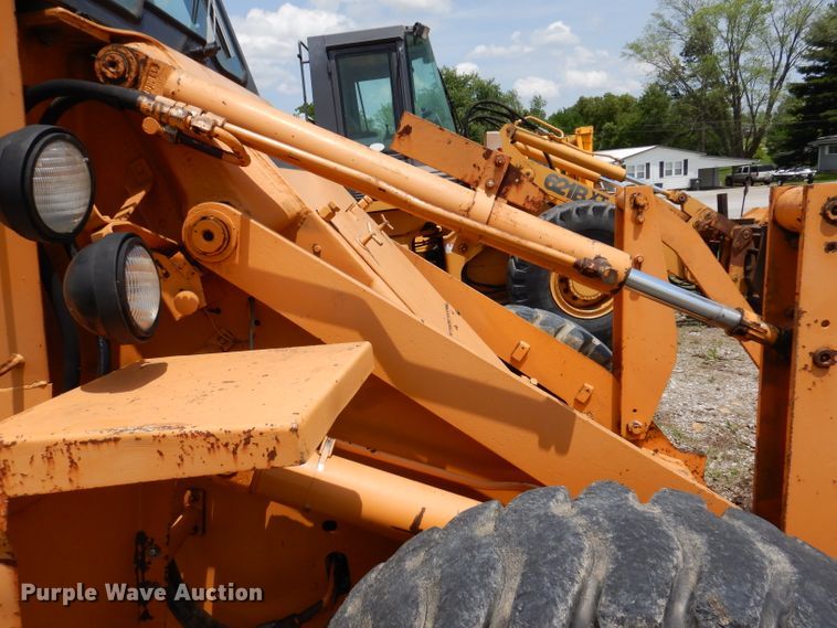 image for item IQ9507 1978 Case W14  wheel loader