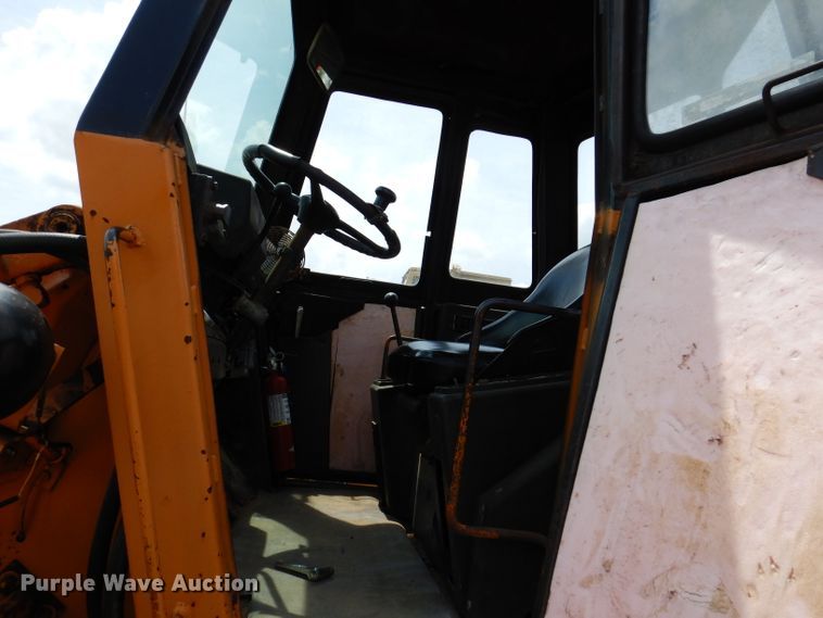 image for item IQ9507 1978 Case W14  wheel loader