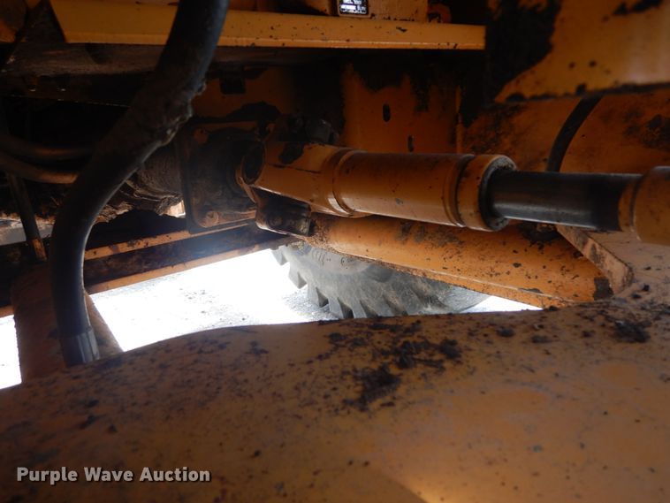 image for item IQ9508 Case 621B XT  wheel loader