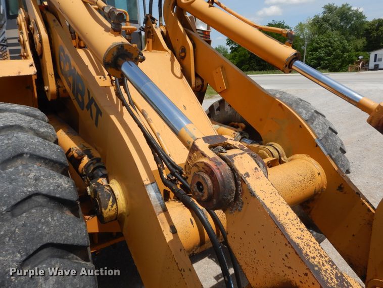 image for item IQ9508 Case 621B XT  wheel loader