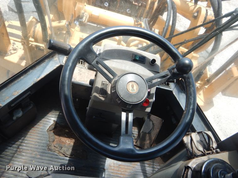 image for item IQ9508 Case 621B XT  wheel loader